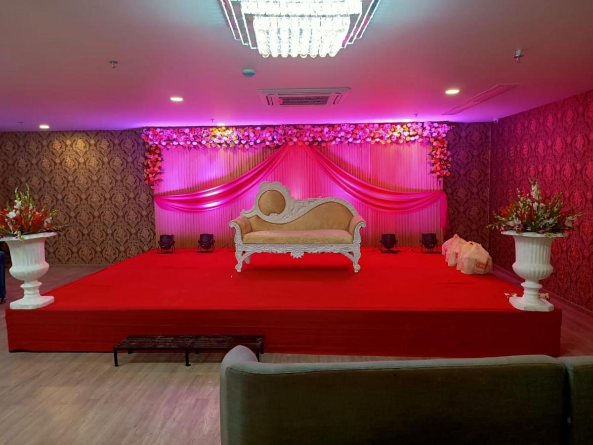 Badarpur Hotel Aarkay Palace מראה חיצוני תמונה