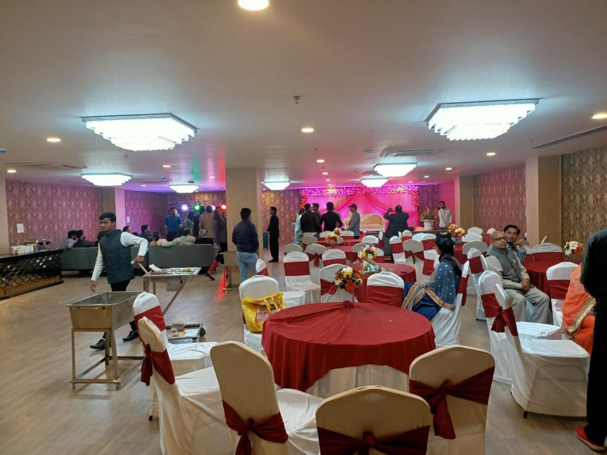 Badarpur Hotel Aarkay Palace מראה חיצוני תמונה