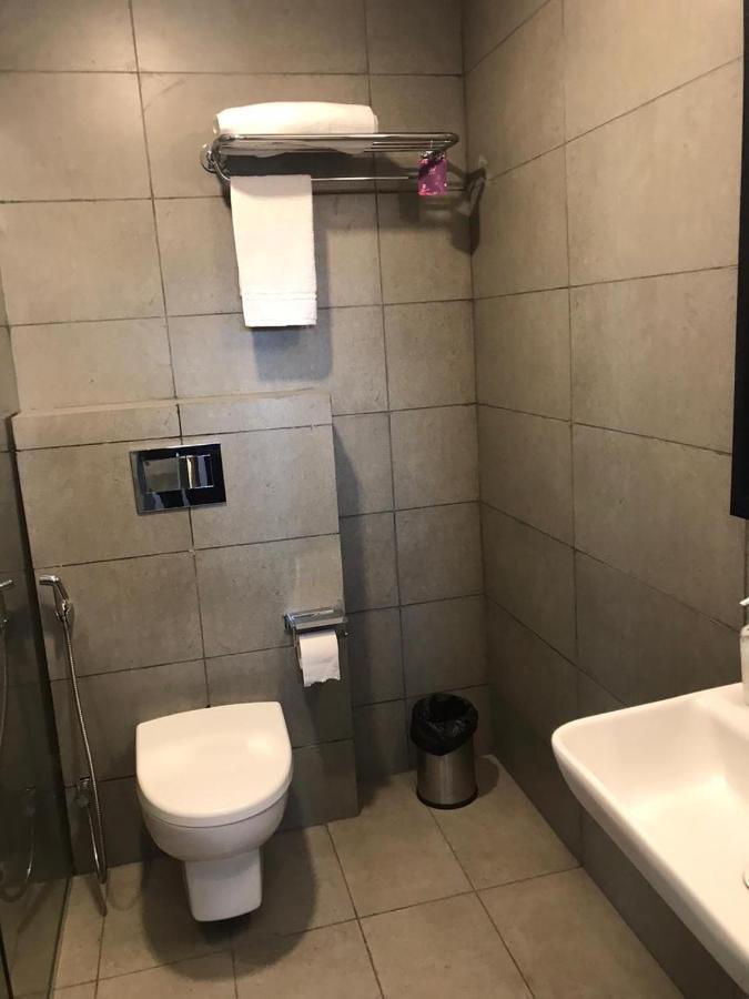 Badarpur Hotel Aarkay Palace מראה חיצוני תמונה